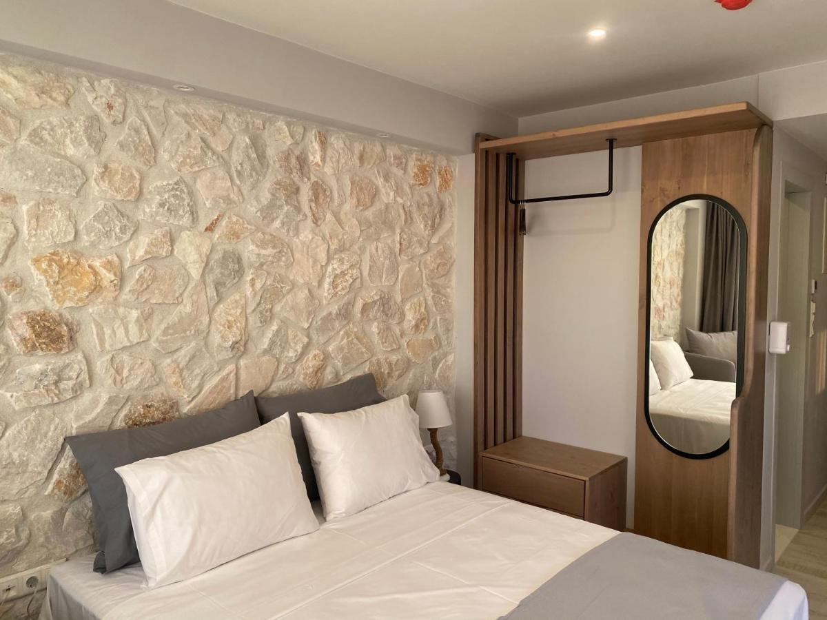 Kali Thea Suites Neos Marmaras Exteriör bild