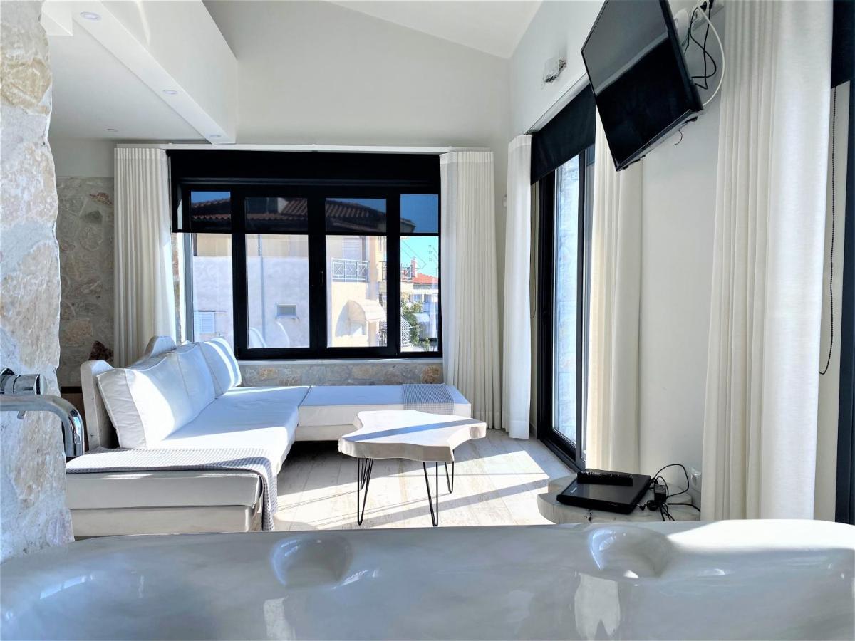 Kali Thea Suites Neos Marmaras Exteriör bild